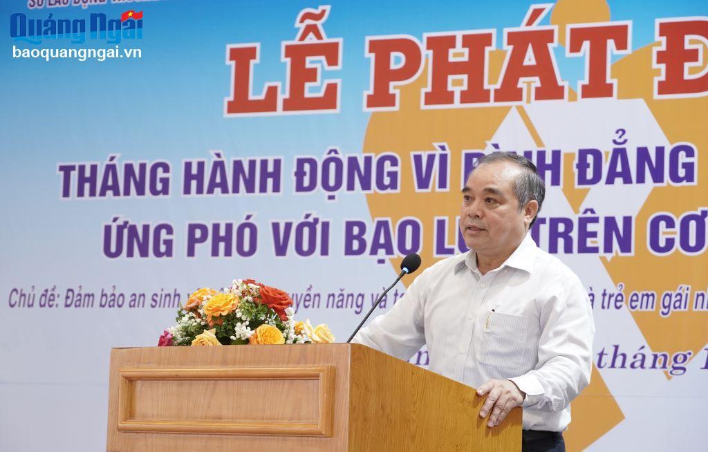 Phó Chủ tịch Thường trực UBND tỉnh Trần Hoàng Tuấn phát biểu tại lễ phát động.